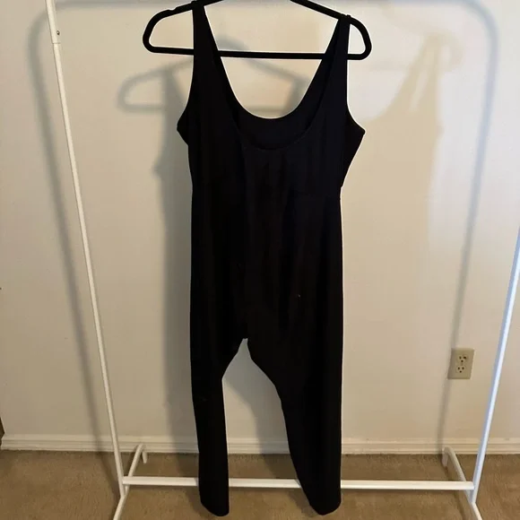 Old Navy Black Petite Body Suit - Picture 5 of 6